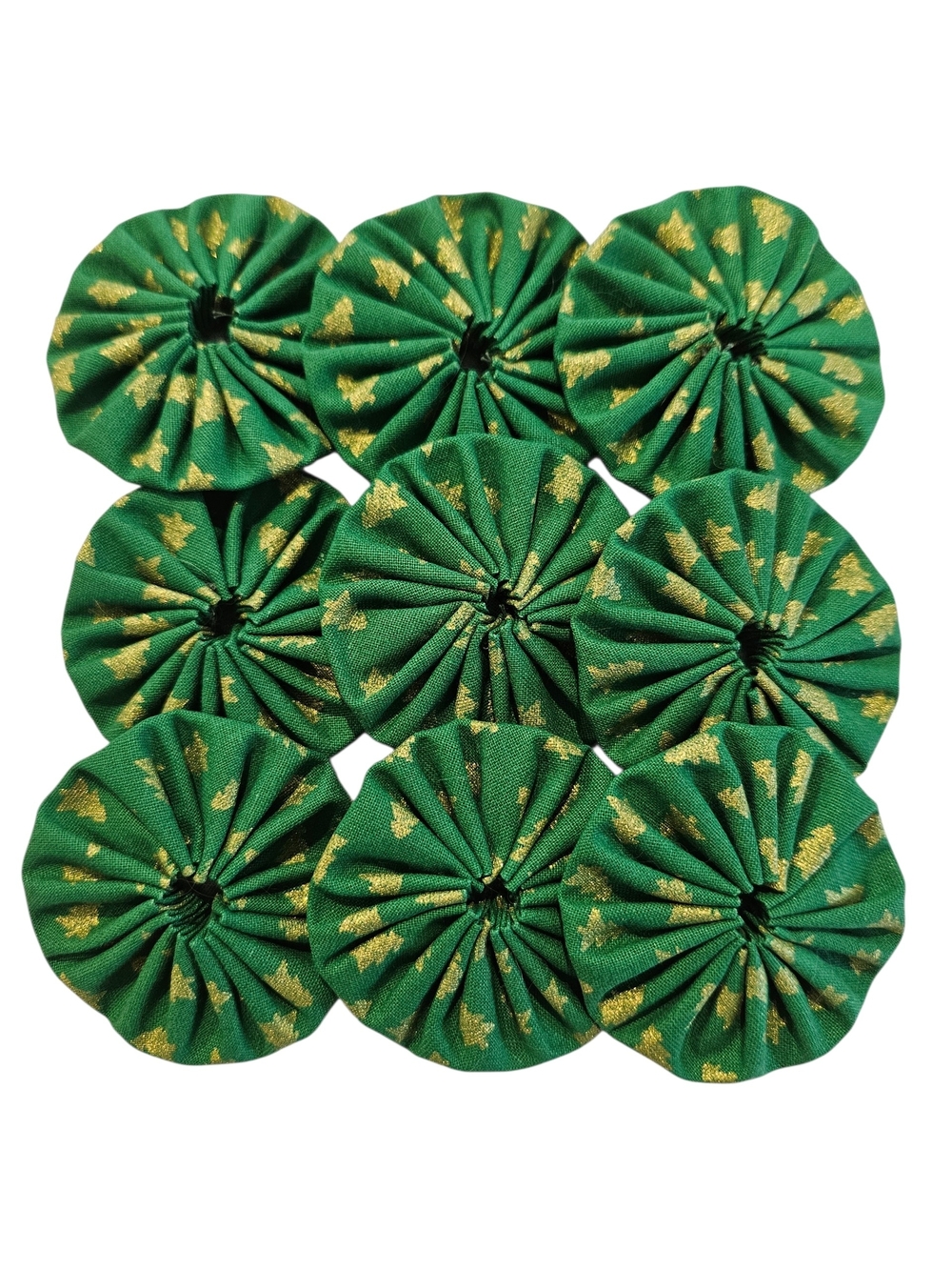 Hand Sewn Christmas Fabric Yo Yos, Set of 31,  2 Inches Wide,  4 Fabrics - Picture 6 of 15